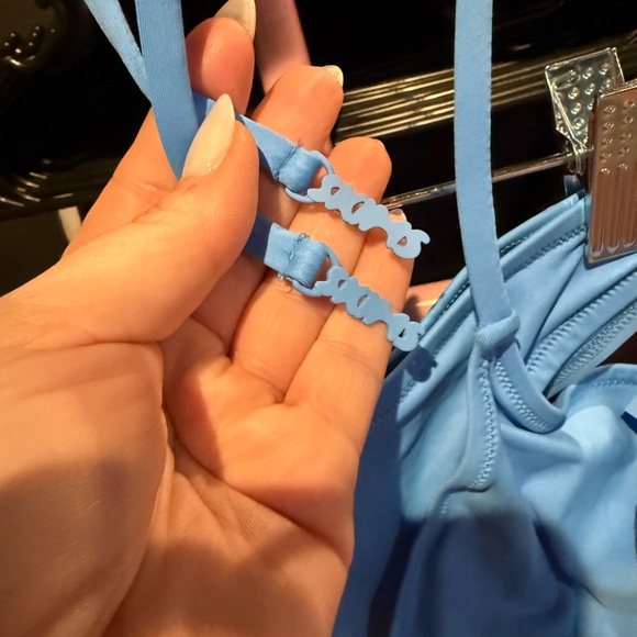 SKIMS Blue Scoop Bikini Top and Bottom Set - Picture 2 of 4